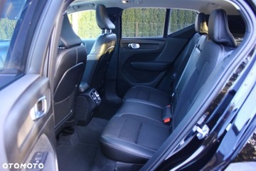 Volvo XC40 Crossover 2.0 D3 150KM 2019 Volvo XC 40 Volvo XC 40 D3 Momentum Pro 2.0 Diesel 150KM, zdjęcie 32