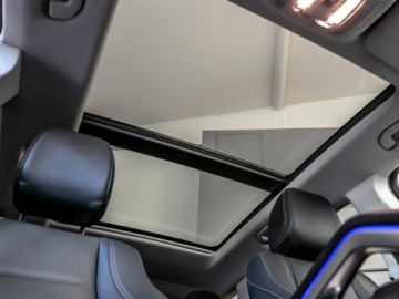 Mercedes GLE V167 SUV Facelifting 2.0 300d 269KM 2025 MERCEDES-BENZ GLE 300 d 4-Matic AMG Line 2.0 (269KM) 2025, zdjęcie 4