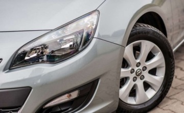 Opel Astra J GTC 1.4 Turbo ECOTEC 120KM 2015 Opel Astra Opel Astra 1.4 Benzyna 120KM, zdjęcie 8