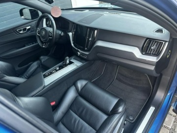 Volvo XC60 II Crossover D5 235KM 2020 Volvo XC 60 2.0D5 235KM R-Design Najbogatsza wersj, zdjęcie 7