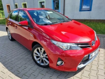Toyota Auris II 2013 Toyota Auris Auris II Edition Klima Alu Navi Tempomat Ladny 1.8 Hybryda, zdjęcie 1
