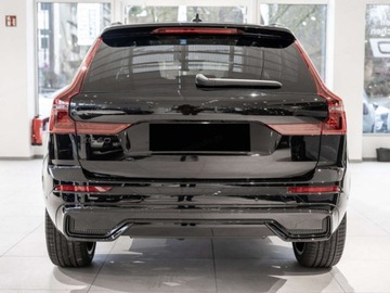 Volvo XC60 II 2025 VOLVO XC60 B5 AWD Ultra Black Edition Suv 2.0 (264KM) 2025, zdjęcie 1