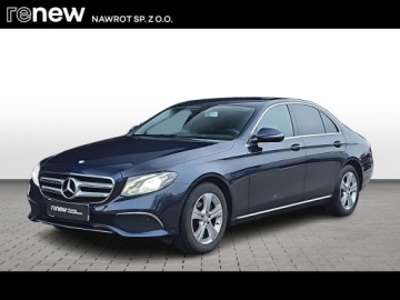 Mercedes Klasa E W213 2016 E 200 d 9G-TRONIC