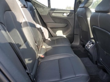 Volvo XC40 2024 Volvo XC 40 Core 2024 2.0L 2.0 Benzyna 194KM, zdjęcie 11