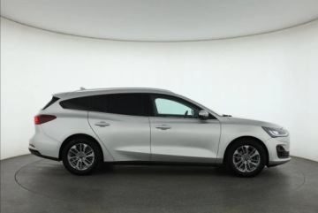 Ford Focus IV Kombi Facelifting 1.0 EcoBoost 125KM 2022 Ford Focus 1.0 EcoBoost, Salon Polska, Serwis ASO, zdjęcie 5