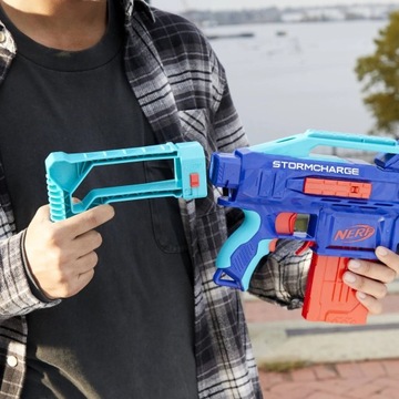 NERF ELITE 2.0 ПИСТОЛЕТ Автоматический STORMCHARGE 4В1 20 ИСКУССТВ +10 ВАФЛЕЙ