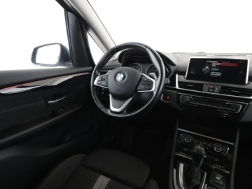 BMW Seria 2 F22-F23-F45-F46 Active Tourer 220d 190KM 2016 BMW 220 7 os. automat full LED navi klima auto, zdjęcie 15