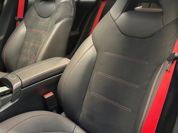 Mercedes Klasa A W177/V177 Hatchback AMG Facelifting 2.0 A35 306KM 2026 MERCEDES-BENZ A Klasa 35 AMG 4-Matic 2.0 (306KM) 2026, zdjęcie 4