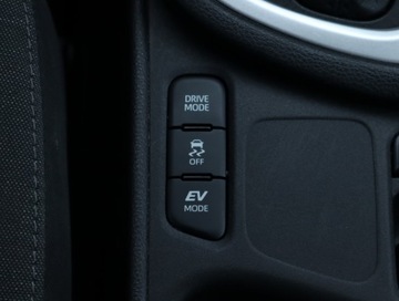 Toyota Yaris III Hatchback 5d Facelifting 2017 1.5 Hybrid 100KM 2020 Toyota Yaris 1.5 Hybrid, Salon Polska, zdjęcie 15