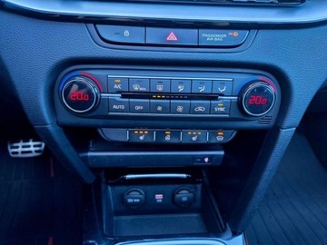 Kia Proceed Shooting Brake 1.6 T-GDI 204KM 2021 Kia ProCeed 1.6T-GDI GT 204KM Pakiet Bezpieczenstwo Premium Technologiczny, zdjęcie 21