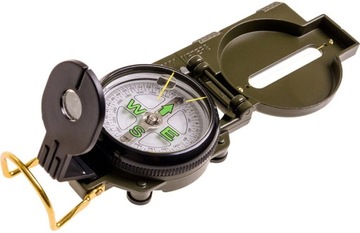 Военный борджер на открытом воздухе военный линс