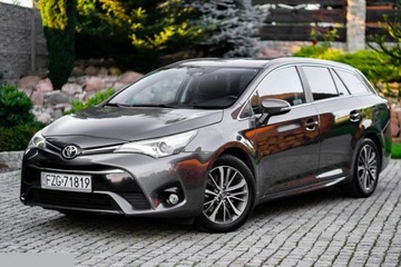 Toyota Avensis III Wagon Facelifting 2015 2.0 D-4D 143KM 2016 Toyota Avensis 2.0 D-4D Selection 143KM 2016r Salon Polska, zdjęcie 2