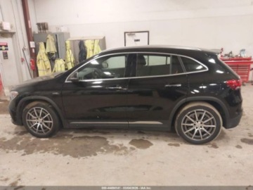 Mercedes GLA II 2022 Mercedes-Benz GLA Amg 35 4Matic 2022 2.0 Benzyna 302KM, zdjęcie 2