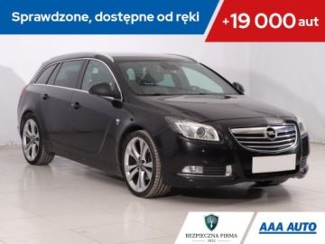 Opel Insignia I Sports Tourer 2.0 CDTI ECOTEC 130KM 2012 Opel Insignia 2.0 CDTI, VAT 23%, Navi, Xenon