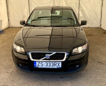 Volvo C30 Hatchback 3d 1.6 D DRIVe 109KM 2008 Volvo C30 https:youtu.bev1s6yTw2U9c 1.6 Diesel 110KM, zdjęcie 4