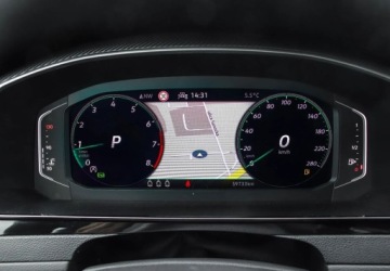 Volkswagen Arteon Fastback Facelifting 2.0 TSI 190KM 2021 Volkswagen Arteon 2.0TSI 190KM DSG, R-Line, Podgrzewane fotele, Podgrzewan, zdjęcie 20