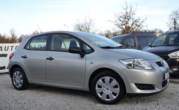 Toyota Auris I Hatchback 1.33VVT-i 100KM 2009 Toyota Auris bezwypadkowe z niski przebiegiem serwisowany w ASO TOYOTA 1.3, zdjęcie 9
