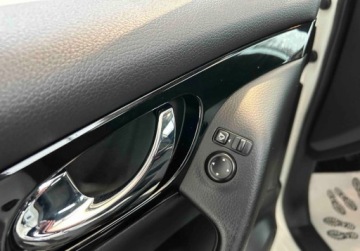 Nissan Qashqai II Crossover 1.6 DIG-T 163KM 2017 Nissan Qashqai z SalonuNaviKamera124 tys. wpisuje na fakturzeOrg.lakier1wl, zdjęcie 20