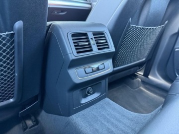 Audi Q5 II SUV Facelifting 2.0 40 TDI 204KM 2020 Audi Q5 kamera cofania, oswietlenie ambiente, kamera cofania 2.0 Diesel, zdjęcie 24