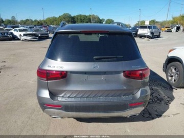 Mercedes GLB 2021 Mercedes-Benz GLB 250 4Matic 2021 2.0l 2.0 Benzyna 221KM, zdjęcie 4