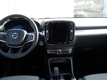 Volvo XC40 Crossover Facelifting 2.0 B3 163KM 2025 VOLVO XC40 B3 Core Suv 2.0 (163KM) 2025, zdjęcie 5