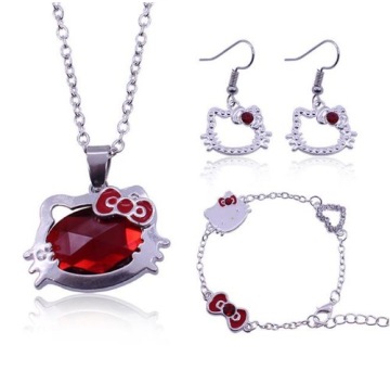 Комплект браслетов и ожерелья и серег Hello Kitty