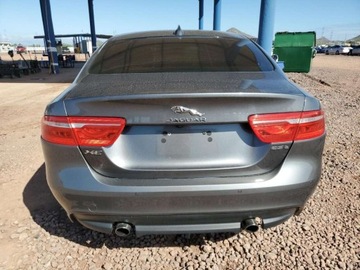 Jaguar XE 2018 Jaguar XE Premium 2018 2.0l 2.0 Benzyna 247KM, zdjęcie 9