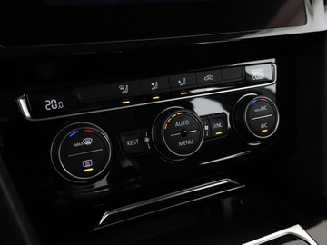 Volkswagen Arteon Fastback 2.0 TDI 150KM 2018 Volkswagen Arteon automat navi PDC-kamera, zdjęcie 29