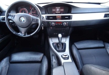 BMW Seria 3 E90-91-92-93 Coupe E92 320d 177KM 2008 BMW Seria 3 2.0d,klima,navi,alu,zarejestro 2.0 Diesel 177KM, zdjęcie 5