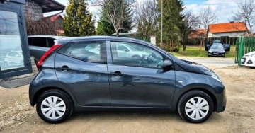 Toyota Aygo II Hatchback 3d Facelifting 1.0 VVT-i 72KM 2021 Toyota Aygo BENZYNA KLIMA 5 drzwi super oakzja POLECAMY Benzyna, zdjęcie 9