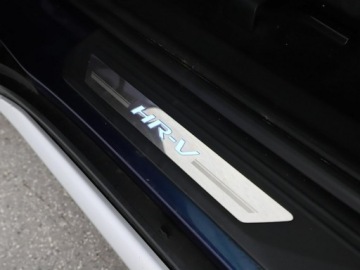 Honda HR-V II SUV 1.5 i-VTEC 130KM 2018 Honda HR-V Automat Exclusive Panorama Navi, zdjęcie 37