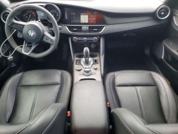 Alfa Romeo Giulia II 2021 Alfa Romeo Giulia 2021r., Ti, 2L, od ubezpieczalni 2.0 Benzyna 284KM, zdjęcie 7
