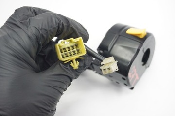 SUZUKI DL 650 V-STROM 04-11 ЛЕВЫЙ ПЕРЕКЛЮЧАТЕЛЬ