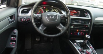 Audi A4 B8 Avant Facelifting 2.0 TDI 143KM 2012 Audi A4 Avant 2,0TDI143KM Udokumentowany Przebieg Panoramiczny Dach 2.0, zdjęcie 24