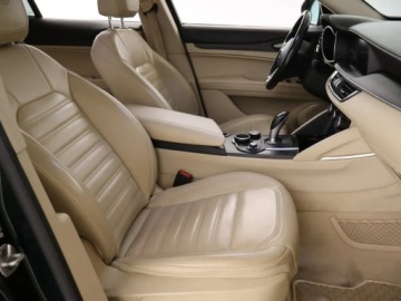 Alfa Romeo Stelvio SUV 2.0 Turbo 200KM 2019 Alfa Romeo Stelvio 2.0 Turbo Q4, Salon Polska, zdjęcie 8
