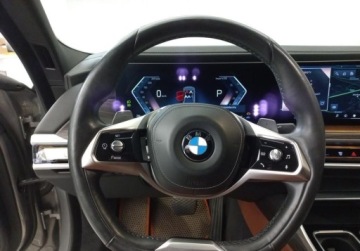 BMW Seria 7 G70 2023 BMW Seria 7 BMW Seria 7 740d xDrive 340 KM G70 Pakiet Connoisseur 3.0, zdjęcie 8