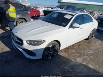 Mercedes Klasa C W206 2022 Mercedes-Benz Klasa C 300 4MATIC, 2022r., 4x4, 2.0L 2.0 Hybryda 255KM, zdjęcie 1