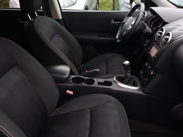 Nissan Qashqai I Crossover Facelifting  2.0 140KM 2012 Nissan Qashqai 2.0, Navi, Klima, Klimatronic, zdjęcie 8