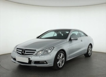 Mercedes Klasa E W211 Sedan W211 3.5 V6 (350 CGI) 292KM 2009 Mercedes E E 350 CGI, Automat, Skóra, Xenon, zdjęcie 1
