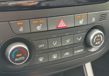Kia Venga Mikrovan 1.4 DOHC CVVT 90KM 2015 Kia Venga 1.4 90KM Navi Panorama Kamera KEY Bezwypadkowy Dla wymagajacy, zdjęcie 35