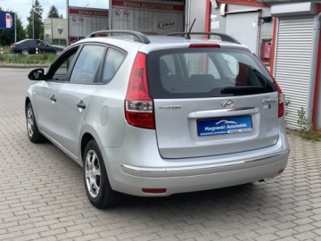 Hyundai i30 I CW 1.4 DIHC CVVT 109KM 2009 Hyundai i30 1,4 16V 109 Koni Sprowadzony - oplacony Swietny stan 1.4, zdjęcie 3
