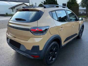 Dacia Sandero III Stepway 1.0 TCe 110KM 2025 Od ręki - Stepway Extreme 1.0 TCe 110KM / Pakiet Zimowy, Easy, zdjęcie 3