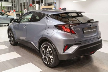 Toyota C-HR I Crossover Facelifting 1.8 Hybrid 122KM 2022 Toyota C-HR 1.8 Hybrid Style 1.8 Hybryda 122KM, zdjęcie 3