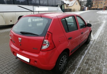 Dacia Sandero I Hatchback 5d 1.4 MPI 75KM 2009 Dacia Sandero Dacia Sandero I Dacia Sandero 1.4 MPI 2009r - Ladny stan, zdjęcie 2