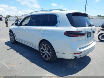 BMW X7 2023 BMW X7 Xdrive40i 2023 3.0 Benzyna 375KM, zdjęcie 2