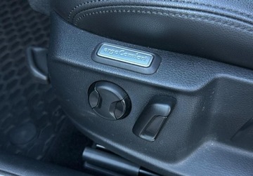 Volkswagen Passat B8 Limousine Facelifting 1.5 TSI EVO 150KM 2019 Volkswagen Passat Highline Pakiet Business, FV 23, GPS, ACC, Keyless, Ind, zdjęcie 35