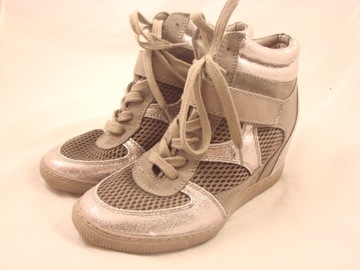 40 UK7 BOTKI SNEAKERSY # GRACELAND # 2189