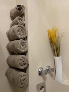 Хромированная настенная вешалка для полотенец mDesign