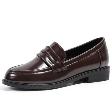 Płaska skórzana buty damskie