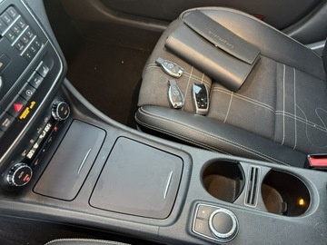 Mercedes CLA C117 Shooting Brake 2.0 250 211KM 2016 Mercedes CLA 250 4MATIC 210KM Bogate wyposażenie, zdjęcie 23